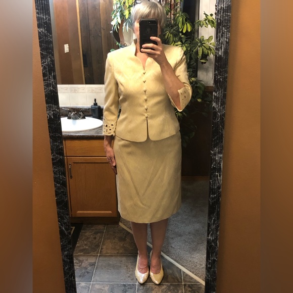 Mother of the bride/groom dress size 12p - Picture 1 of 16